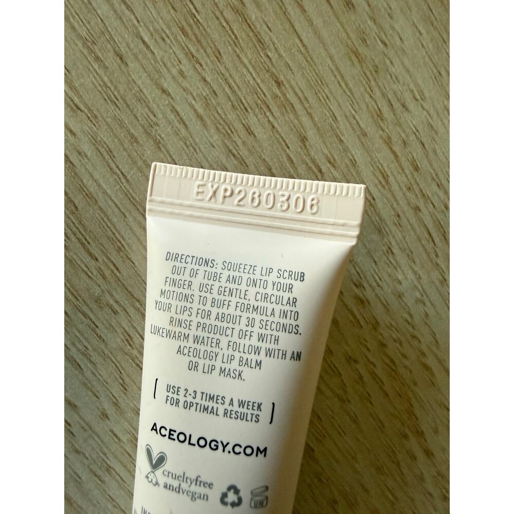 $29 New Aceology Passionfruit Lip Scrub - Picture 5 of 5
